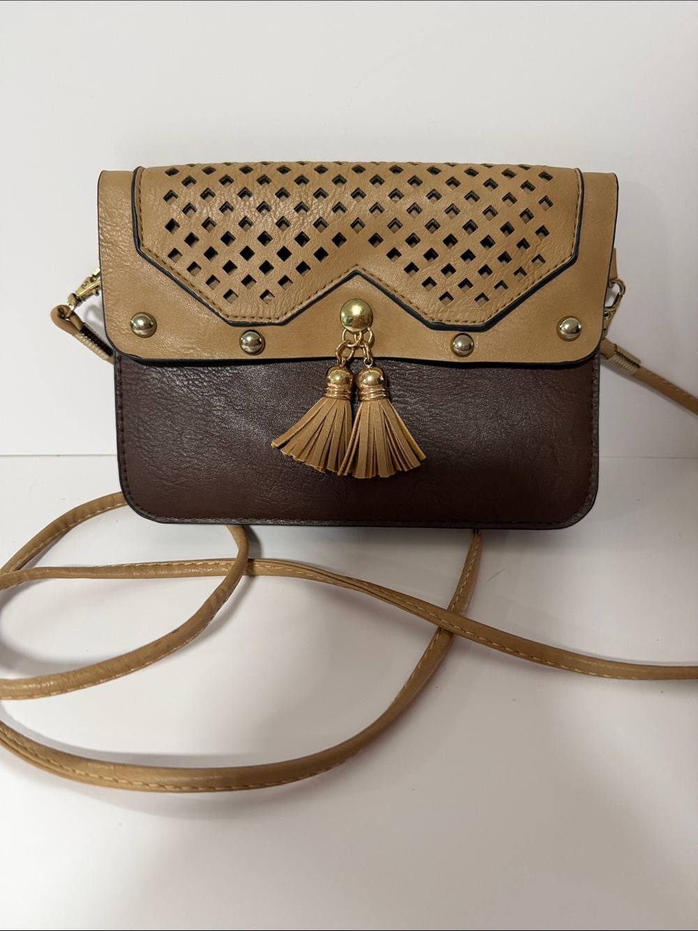 Two-Tone Tassel Crossbody Bag in Tan and Dark Brown